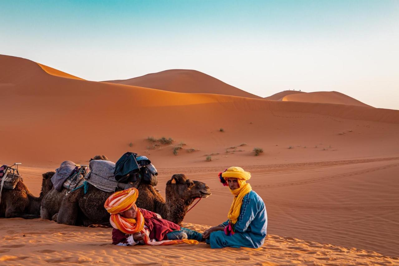 Sahara Camp Hotel Adrouine Bagian luar foto