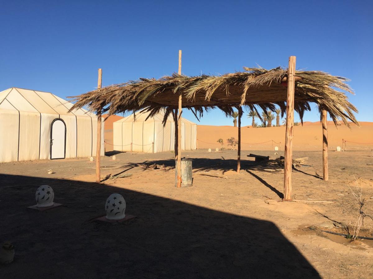 Sahara Camp Hotel Adrouine Bagian luar foto